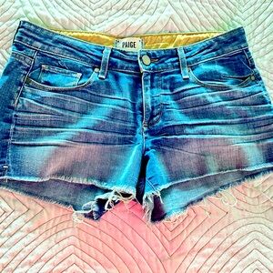 PAIGE DENIM SHORTS SIZE 28